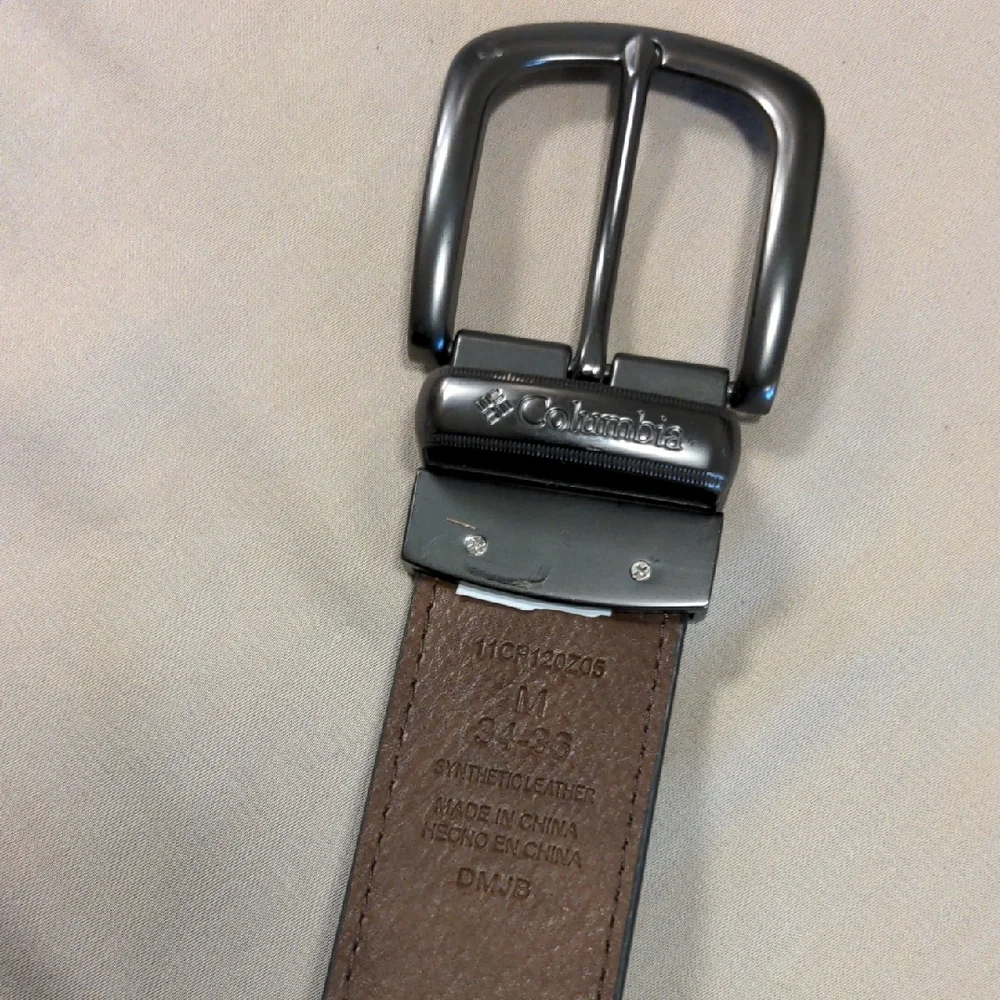 Columbia Reversible Black/Brown Syntheic Leather Belt - Size Medium